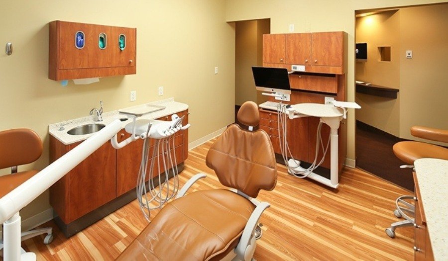 Dental treatment room