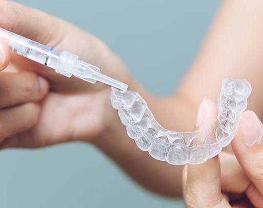 Take-home whitening kit